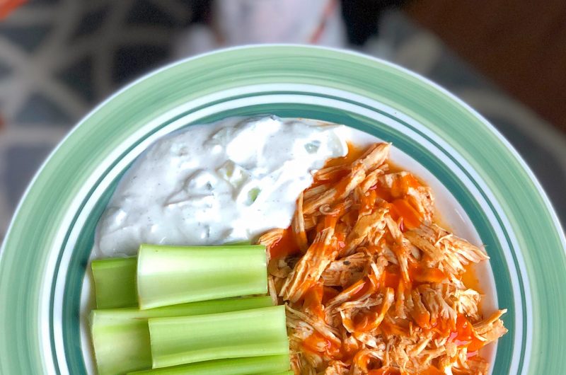 Slow Cooker Garlic Buffalo Chicken